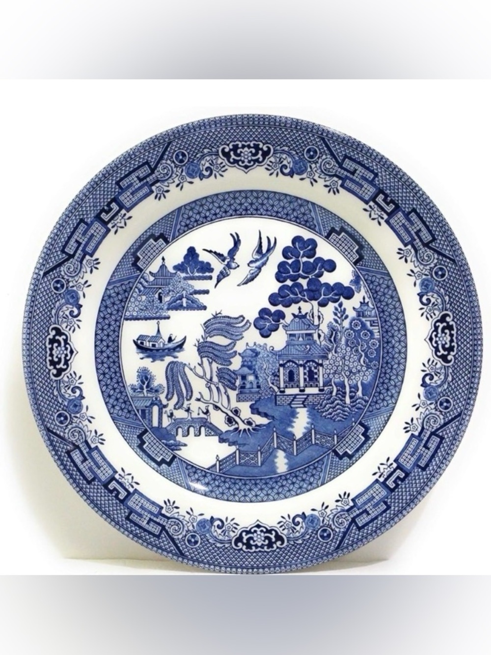 Vintage Churchill Blue Willow Dinner Plate Made in England Transferware 10.25”